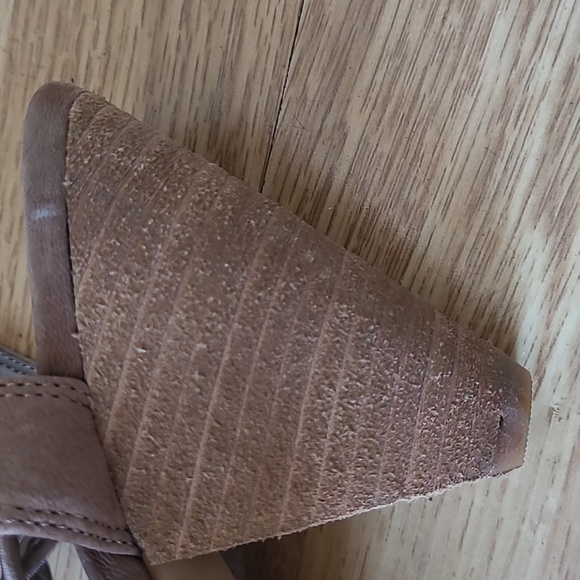 Vince Camuto Strappy Heels - Picture 6 of 8